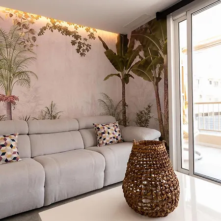 Rentafive Luxury Reformado 2 Min Gran Playa *
